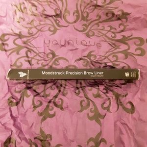 Younique Precision Brow Liner in Dark